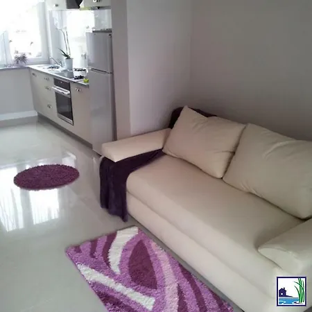 Listomie 팜스테이 Myślibórz