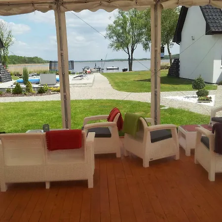 Listomie 팜스테이 Myślibórz